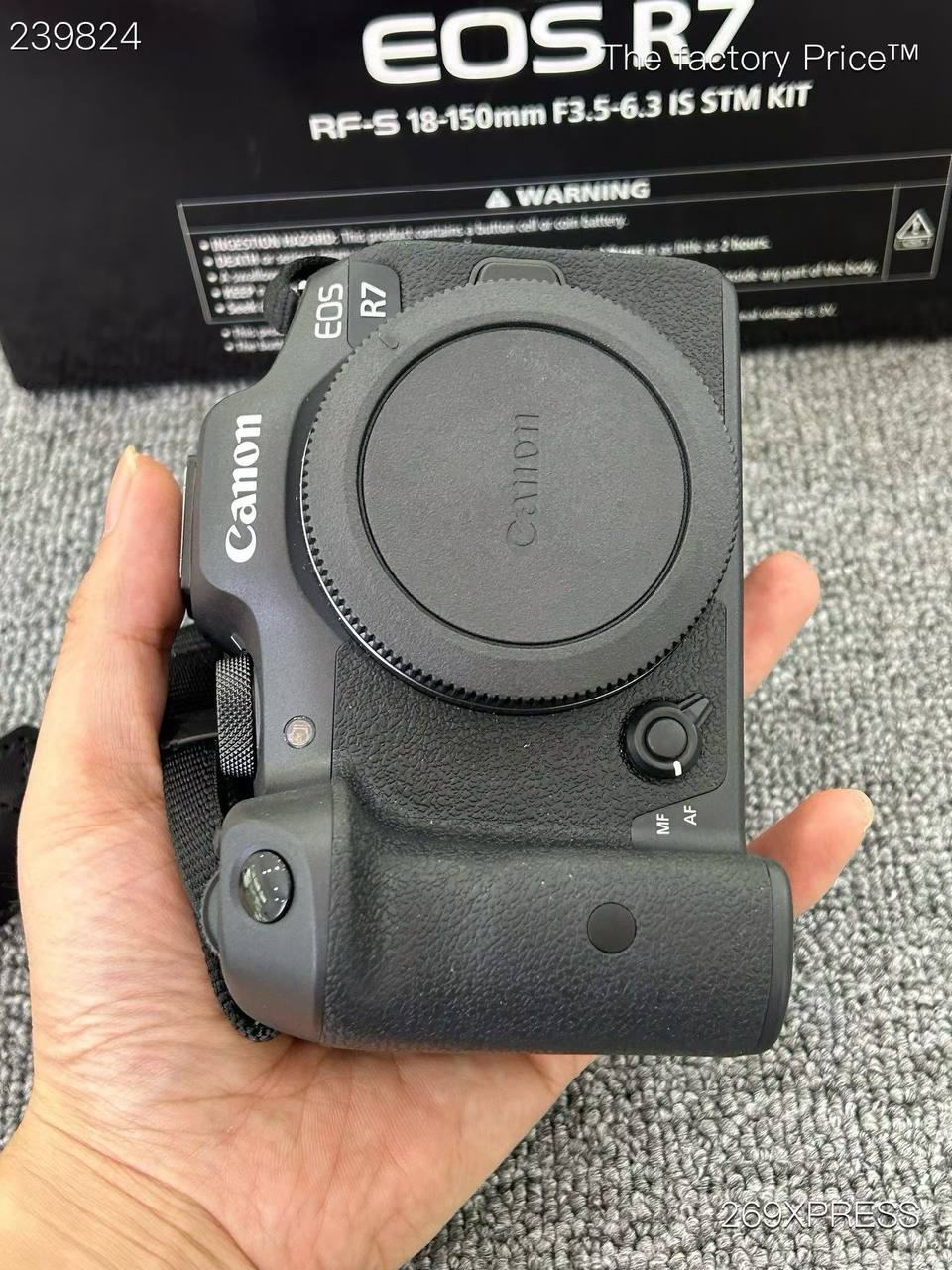 Canon EOS R7 with RF-S 18-150mm Lens Kit, view 7