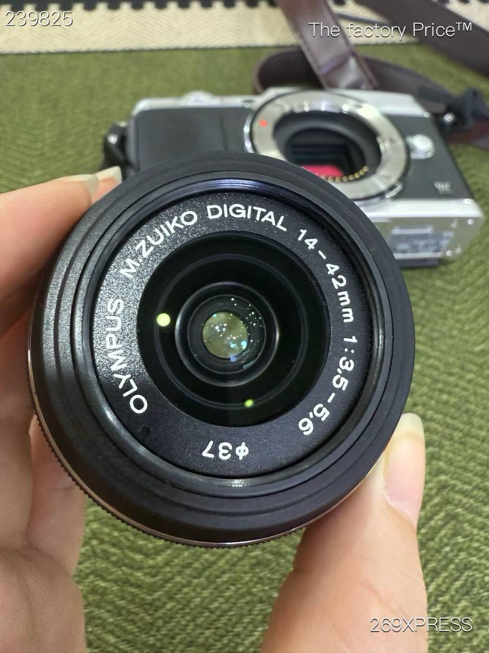 Olympus PEN E-P5 Mirrorless Camera with 14-42mm Lens, view 6